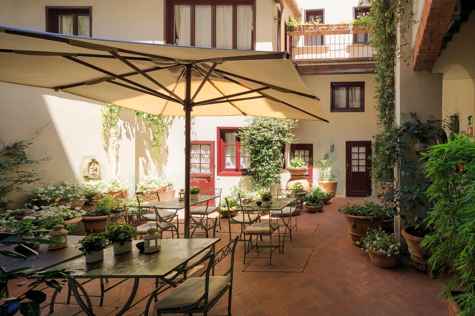 Hotel J And J Florencia Exterior foto