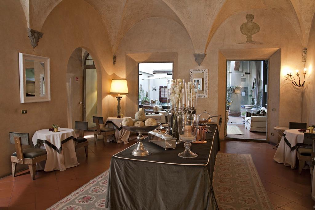Hotel J And J Florencia Restaurante foto